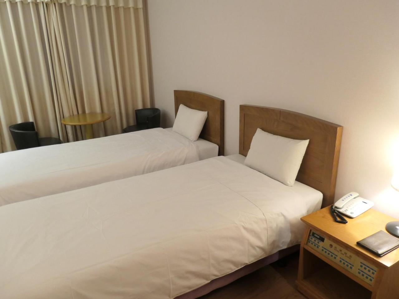 Daedong Hotel Чечжу Номер фото